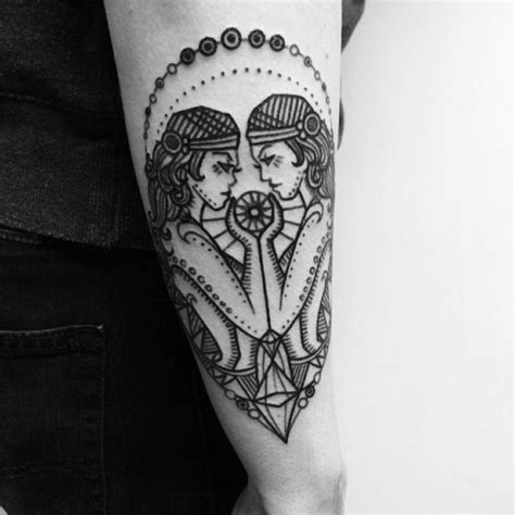 Las 10 mejores ideas e inspiración sobre tatuajes geminis hombre